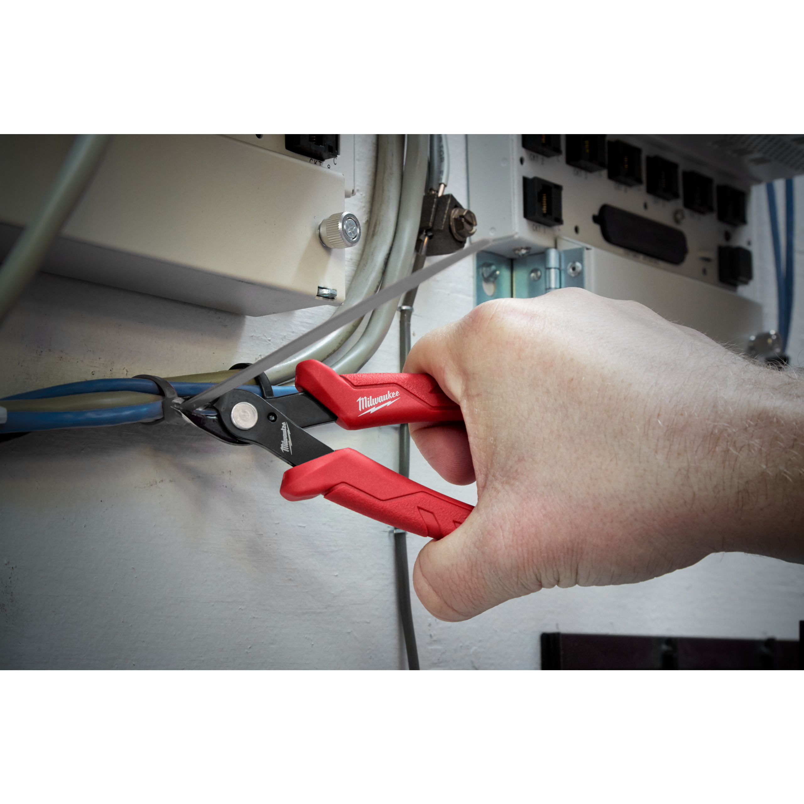 MILWAUKEE ELEKTRONIIKKAPIHDIT - Sivuleikkurit ja päätyleikkurit - 4932499024 - 1